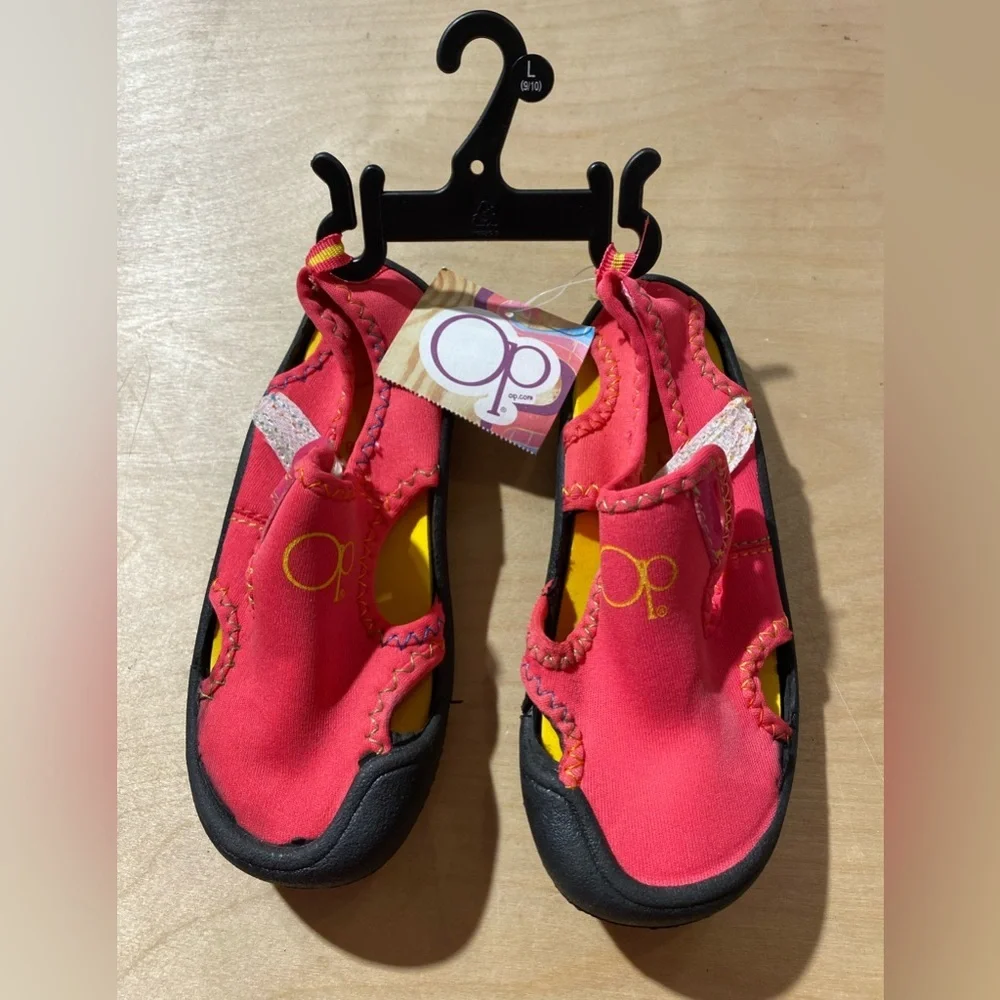 OP Kids Pink and Black Sandals Size Large (9/10) (LM)